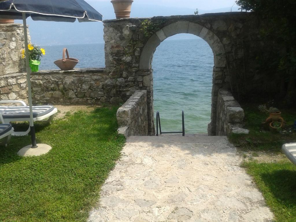 غارنانو Villa Residence La Limonaia الغرفة الصورة
