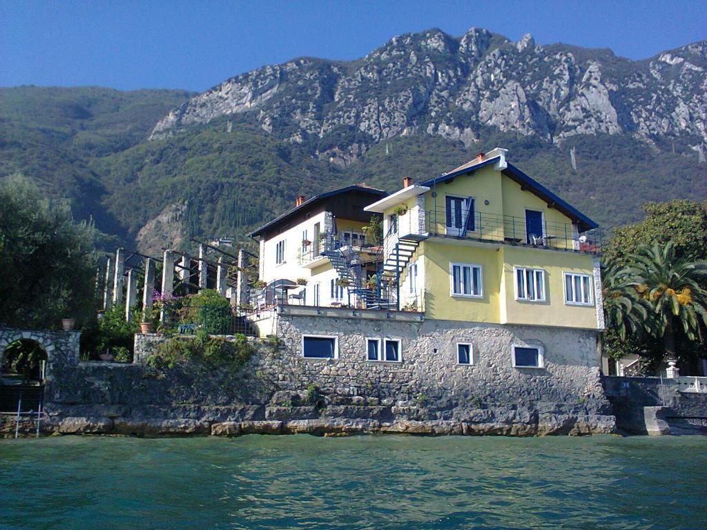غارنانو Villa Residence La Limonaia الغرفة الصورة